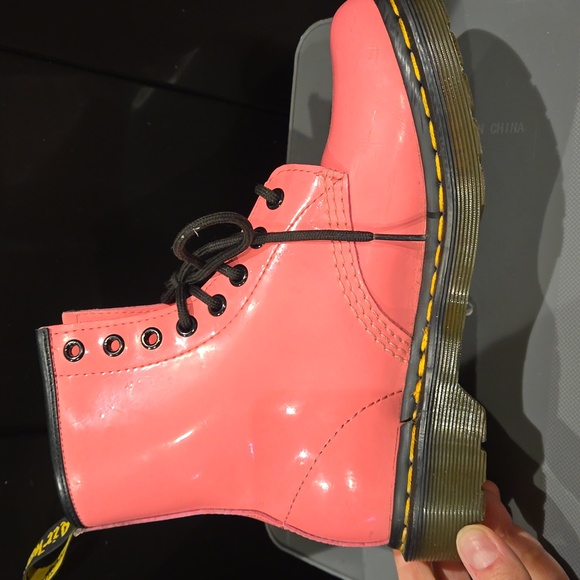 Doc Martens Boots- rare color! Melon pink - Picture 6 of 17